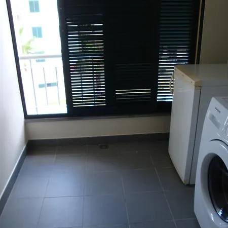 Excelente T3 Duplex * Funchal (Madeira)